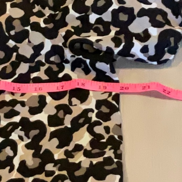 LOFT Animal Print Top - Picture 2 of 6